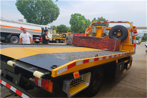 开原附近拖车电话号码服务