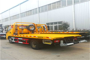 开原附近拖车救援搭电